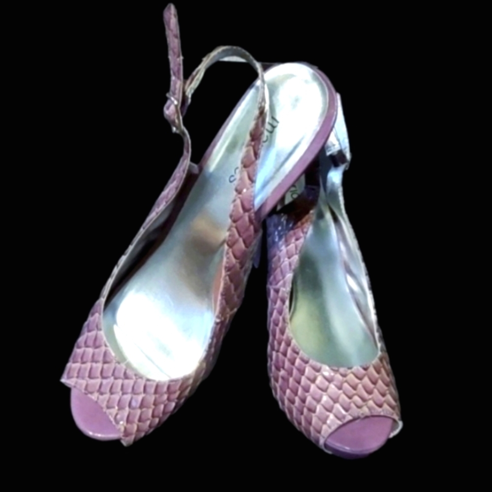 Maurices Pretty Lavender/Mauve open-toe heels.